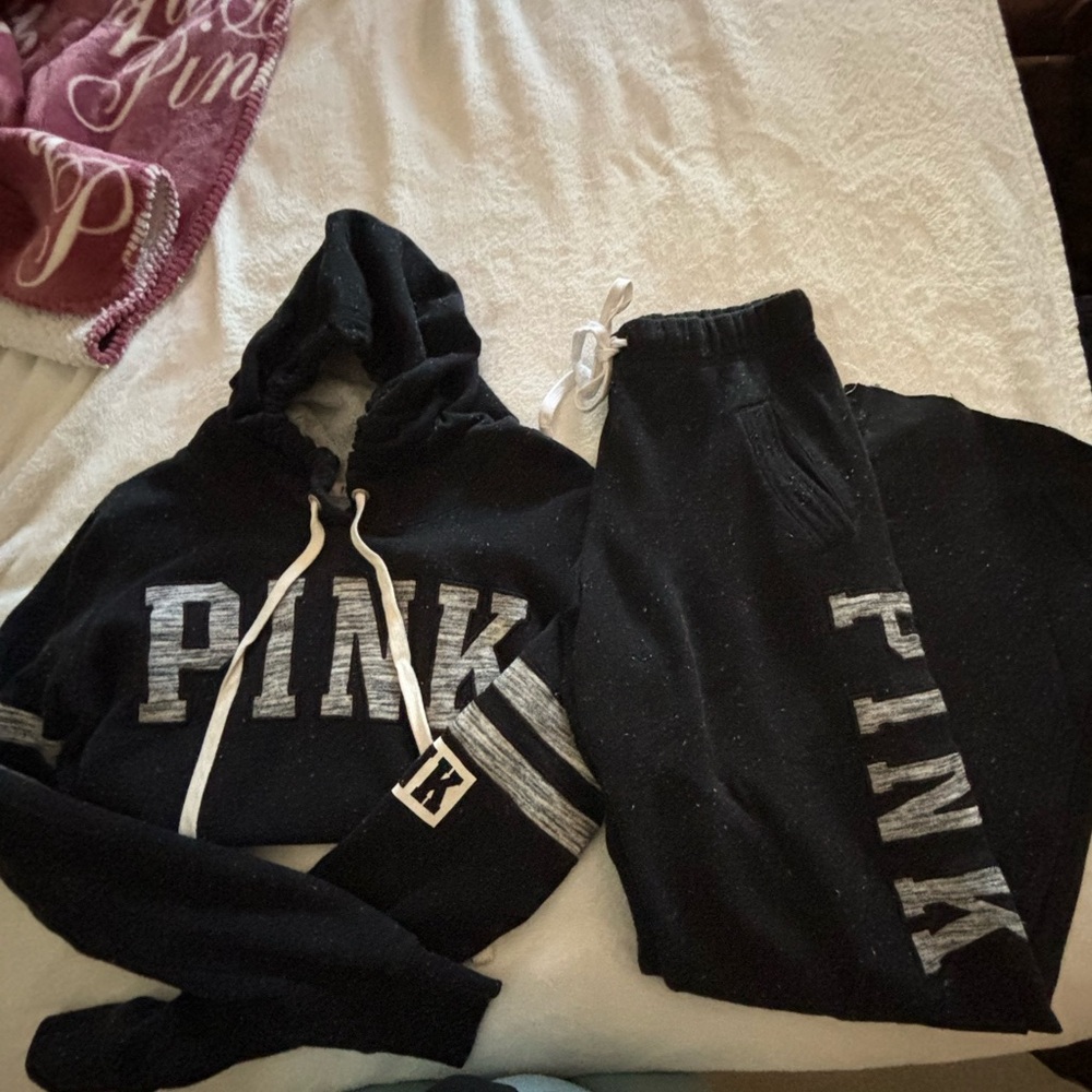 VS Pink 2 piece set